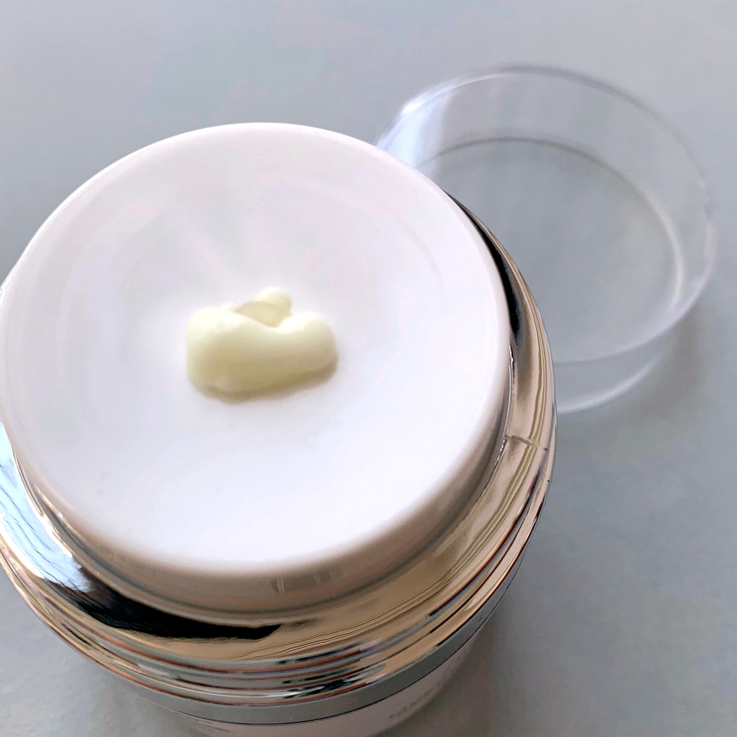OVERNIGHT GLOW LIPOSOMAL RETINOL CREAM